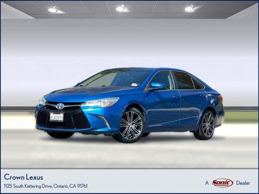 2016 Toyota Camry SE w/Special Edition Pkg