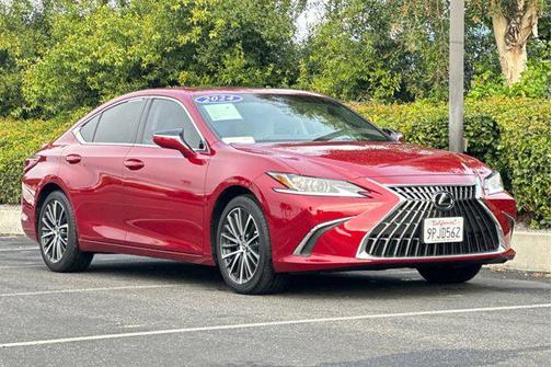 2024 Lexus ES 300h Base