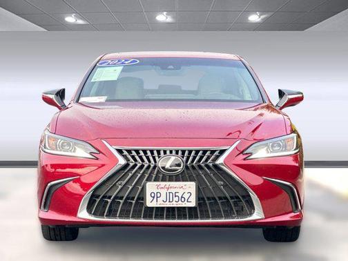 2024 Lexus ES 300h Base