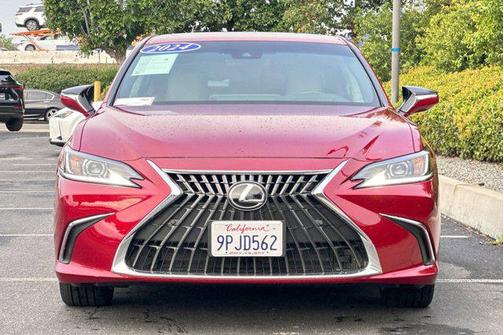 2024 Lexus ES 300h Base