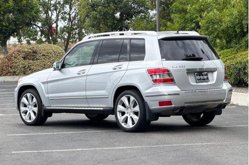 Silver 2011 Mercedes-Benz GLK-Class GLK 350