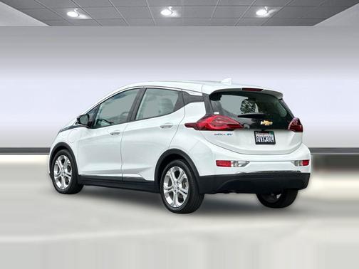 Summit White 2021 Chevrolet Bolt EV FWD LT