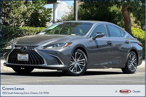 2025 Lexus ES 300h Base