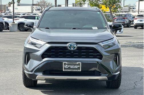2023 Toyota RAV4 Hybrid SE