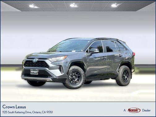 2023 Toyota RAV4 Hybrid SE