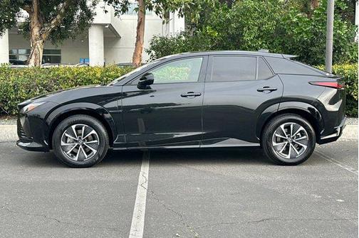 2024 Lexus RZ 300e Premium