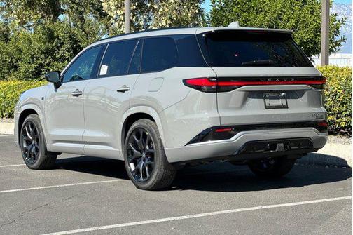 2026 Lexus TX 500h F SPORT Premium