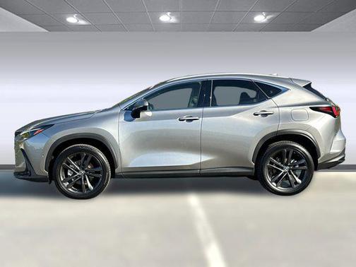2025 Lexus NX 450h+ Luxury
