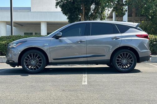 Liquid Carbon Metallic 2023 Acura RDX A-Spec Advance Package