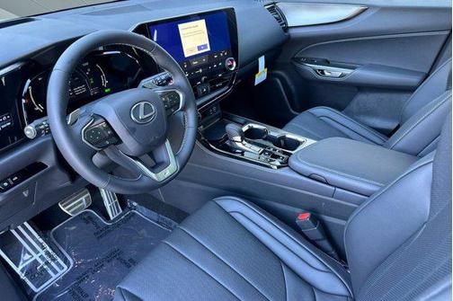 2026 Lexus NX 450h+ NX 450h+ F SPORT Handling