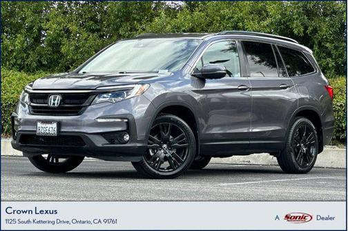 Gray 2022 Honda Pilot 2WD Special Edition