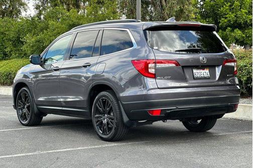 Gray 2022 Honda Pilot 2WD Special Edition