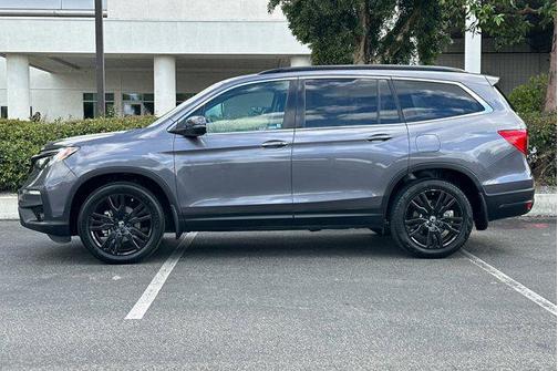 Gray 2022 Honda Pilot 2WD Special Edition