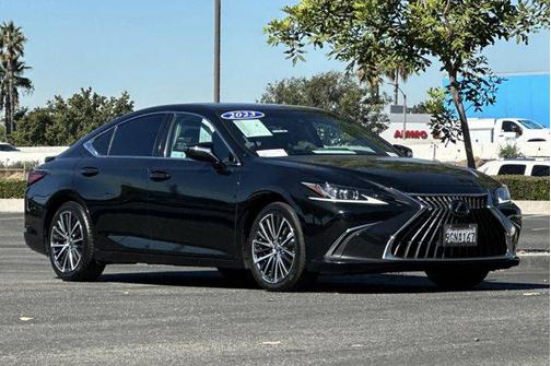 2023 Lexus ES 300h Base