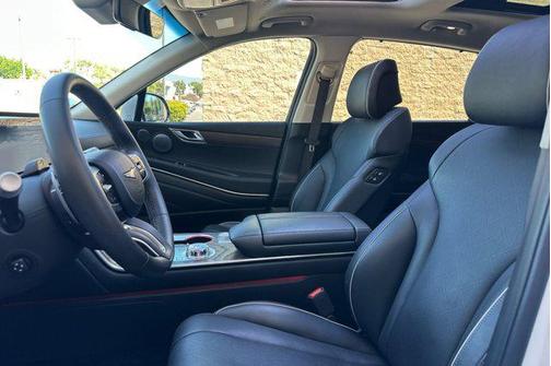 2025 Genesis GV80 2.5T