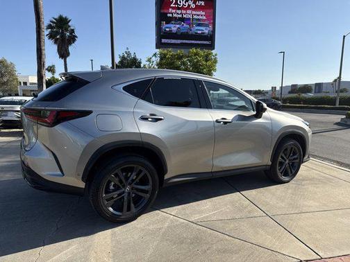 2025 Lexus NX 450h+ Luxury