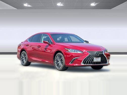 Matador Red Mica 2025 Lexus ES 300h Base