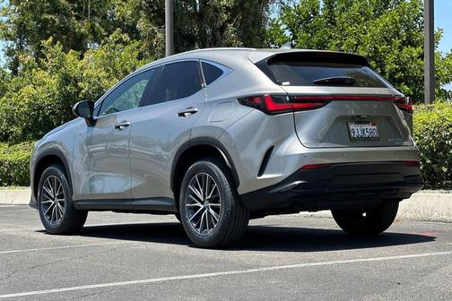 Atomic Silver 2024 Lexus NX 350h Premium