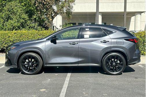 2026 Lexus NX 450h+ F SPORT Handling