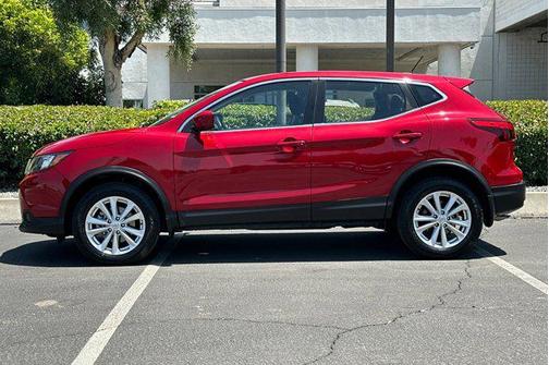 2018 Nissan Rogue Sport S