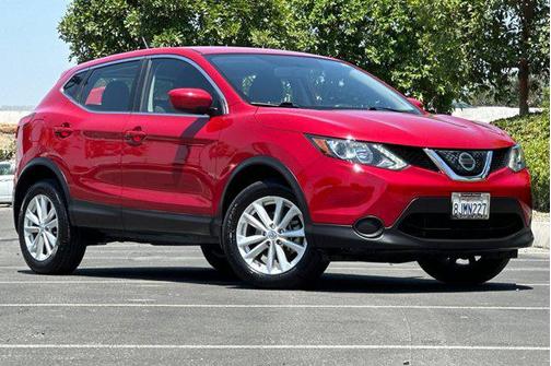2018 Nissan Rogue Sport S
