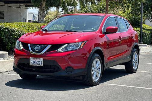 2018 Nissan Rogue Sport S