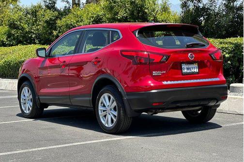 2018 Nissan Rogue Sport S