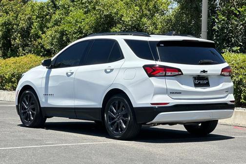 Summit White 2024 Chevrolet Equinox FWD RS