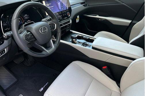 2025 Lexus RX 350 F SPORT Design