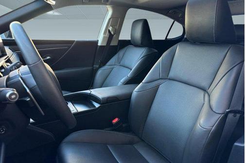 2023 Lexus ES 350 Base