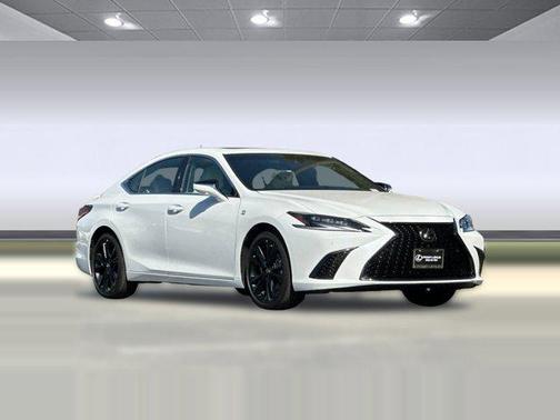 2024 Lexus ES 300h Base