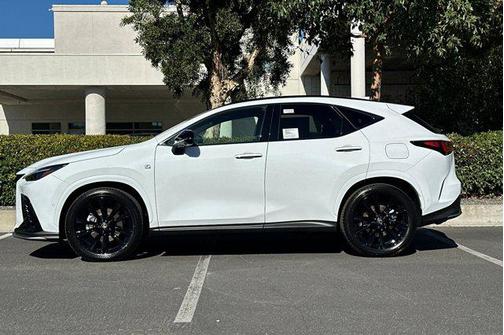 2026 Lexus NX 450h+ F SPORT Handling