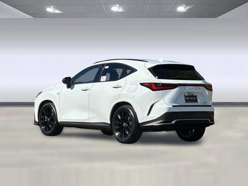 2026 Lexus NX 450h+ F SPORT Handling