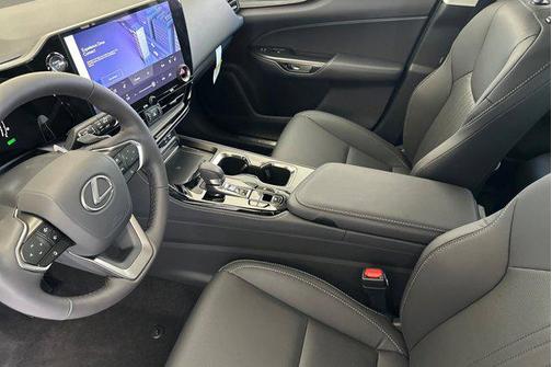 2025 Lexus NX 350h Premium