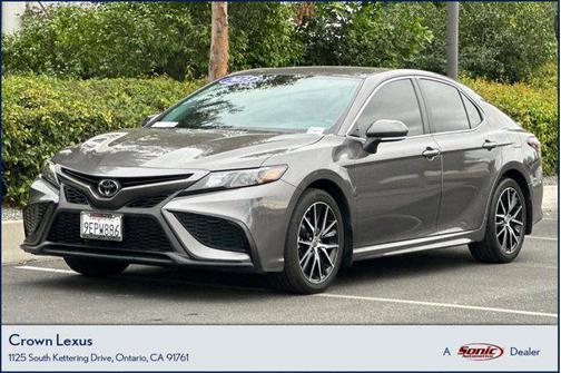 2023 Toyota Camry SE
