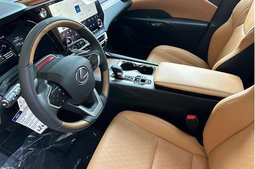 Eminent White Pearl 2026 Lexus RX 350h Premium+