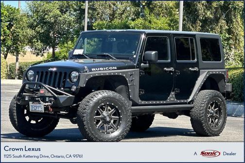 Black Clearcoat 2014 Jeep Wrangler Unlimited Rubicon