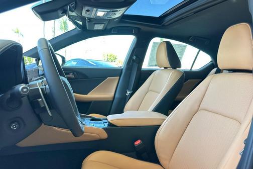 2026 Lexus IS 350 F SPORT Design