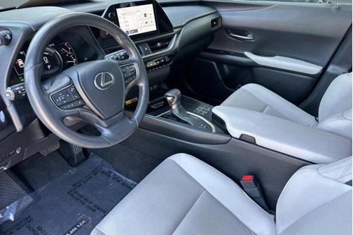 2023 Lexus UX 250h F Sport