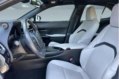 2023 Lexus UX 250h F Sport