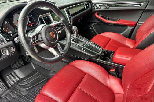 2017 Porsche Macan S