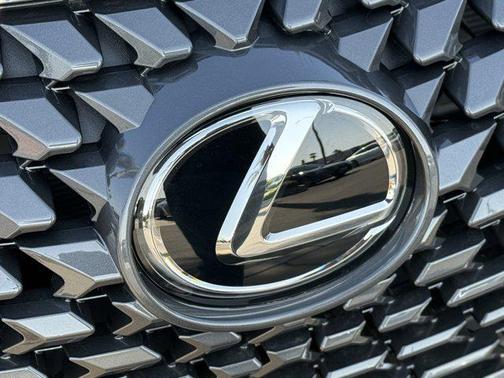 2025 Lexus UX 300h Base