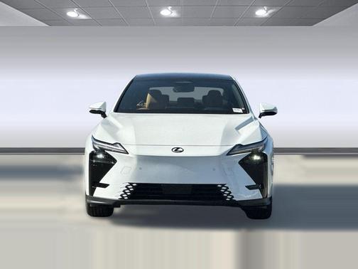 Ultra White 2026 Lexus ES 350e Premium