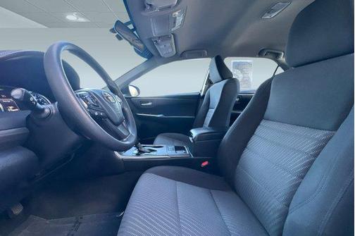 2016 Toyota Camry Hybrid LE