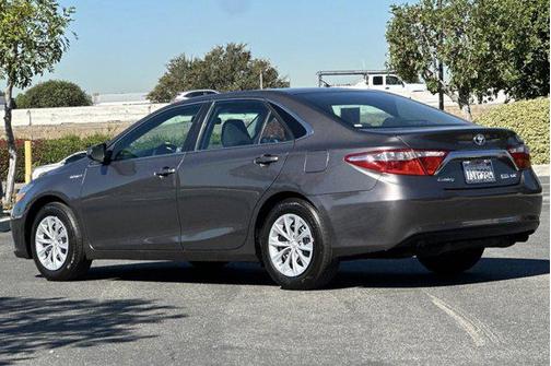 2016 Toyota Camry Hybrid LE