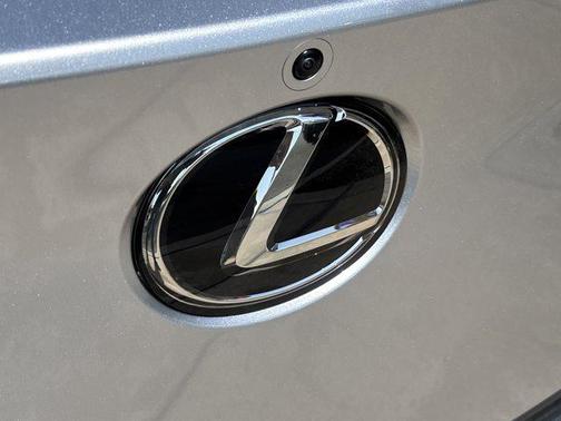 2025 Lexus RZ 300e RZ 300e Premium