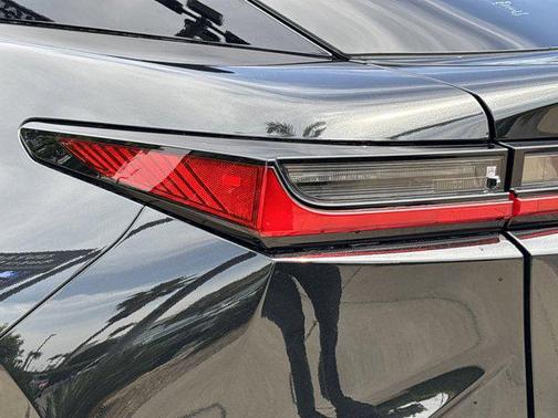 2025 Lexus RZ 450e Premium