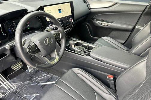 2026 Lexus NX 450h+ F SPORT Handling