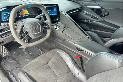 2025 Chevrolet Corvette Stingray w/3LT