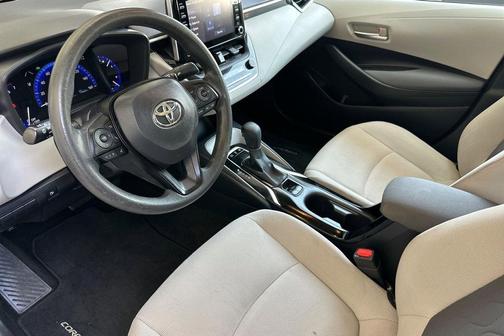 Super White 2020 Toyota Corolla Hybrid LE